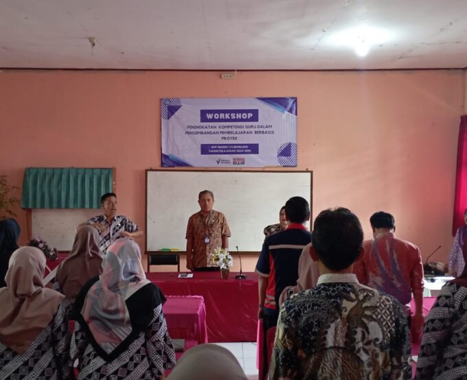 SMPN 1 Cijeungjing Gelar Workshop PKG untuk Tingkatkan Kualitas Pembelajaran Berbasis Proyek