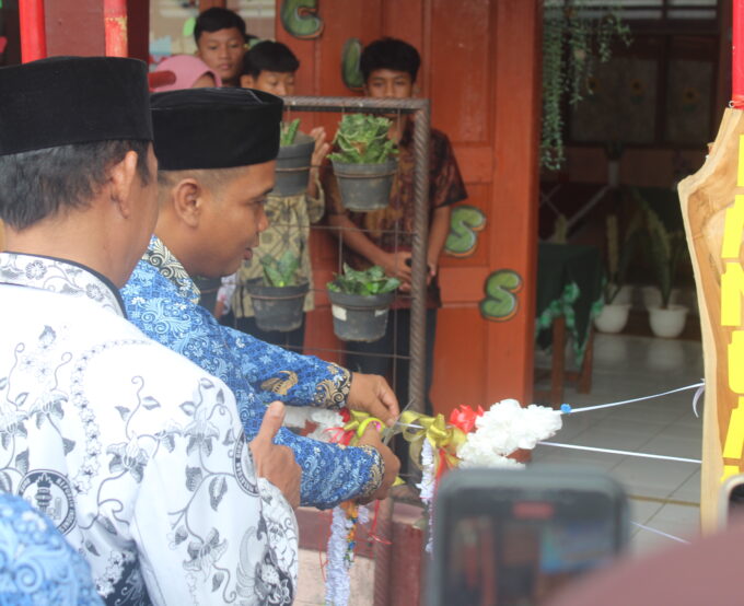 Gunting Pita Tandai Pembukaan Expo Nesacing 2025.