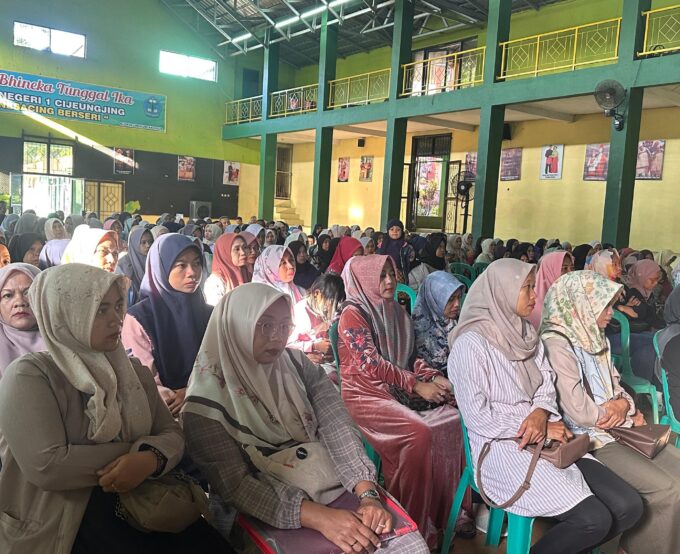 Rapat Orang Tua/Wali Murid Kelas VII SMPN 1 Cijeungjing